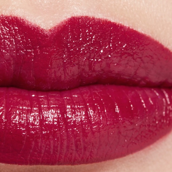 Chanel Rouge Allure Lipstick #99 (a soft blue red) - Picture 6 of 11